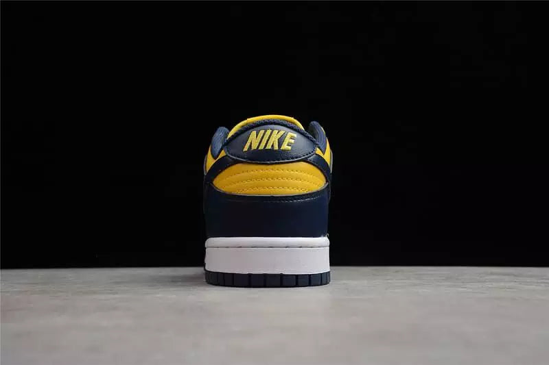 Nike Dunk Low Michigan