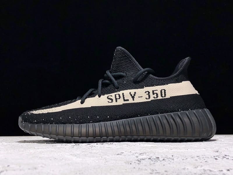 Adidas Yeezy 350 V2 Oreo