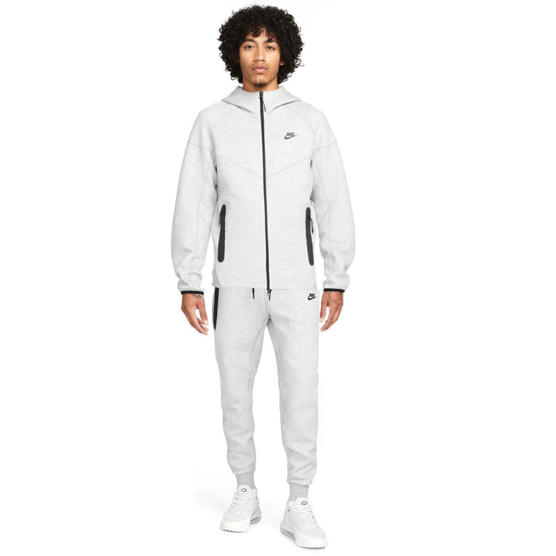 Conjunto Nike Tech Fleece Cinza 2023 (New Season)