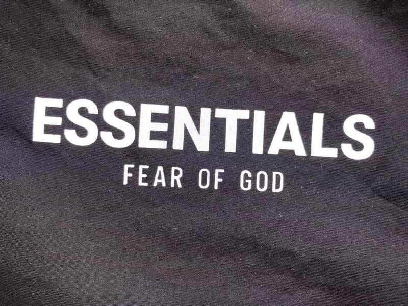 Shorts Fear of God Essentials Refletivo