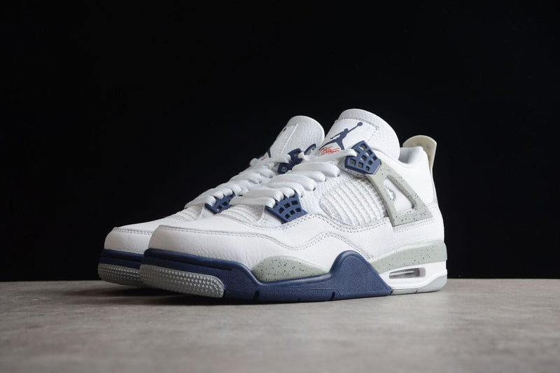 Air Jordan 4 Midnight Navy