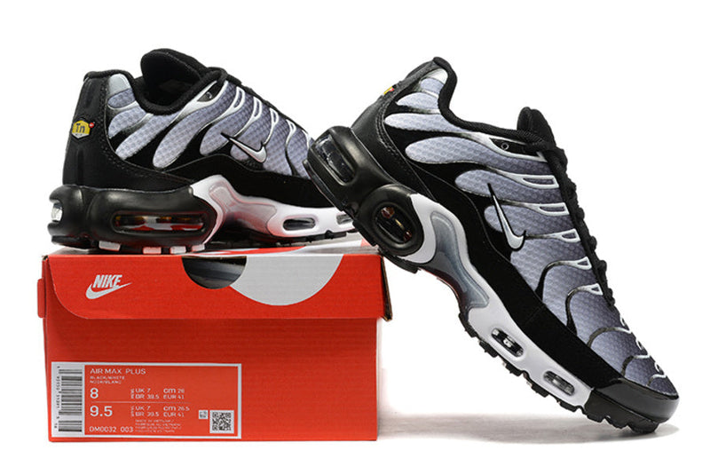 Air Max TN Plus "Black Metallic"