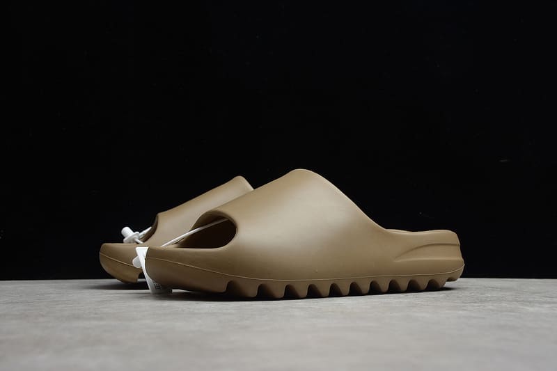 Adidas Yeezy Slide Earth Brown