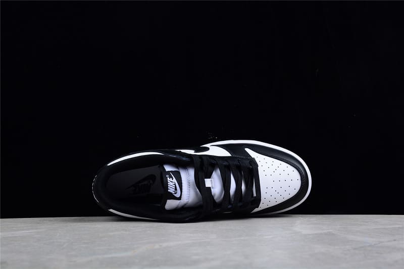 Nike Dunk SB Low Retro White Black