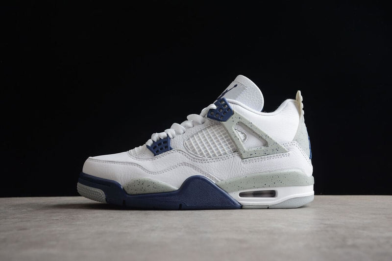 Air Jordan 4 Midnight Navy