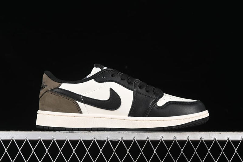 Jordan 1 Low OG Mocha