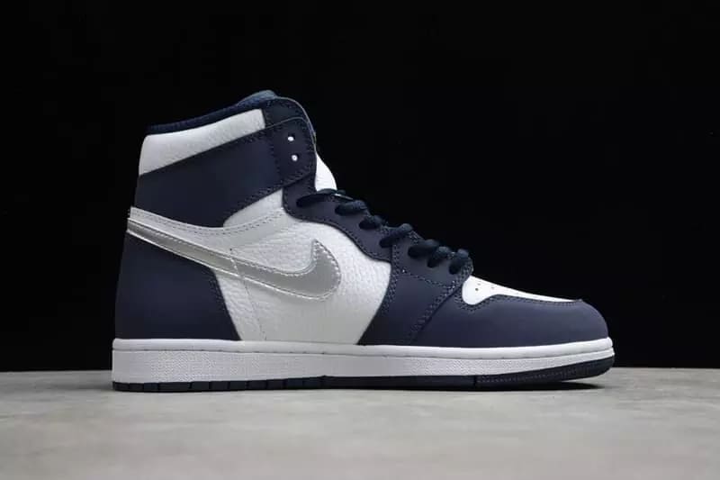 Air Jordan 1 High Midnight Navy (2020)