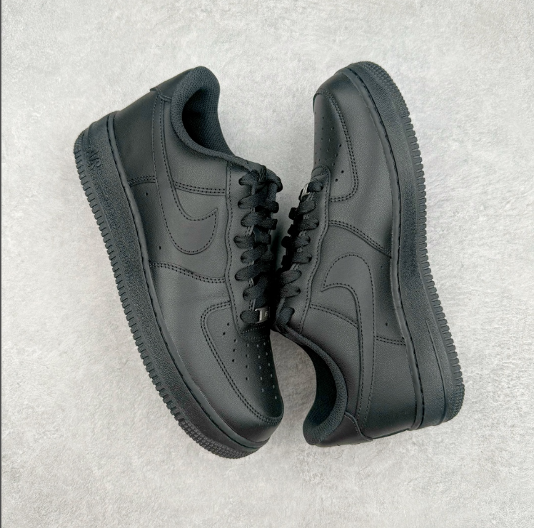 Air Force 1 Triple Black