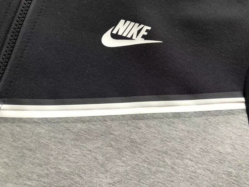 Jaqueta Nike Tech Fleece Preta e Cinza