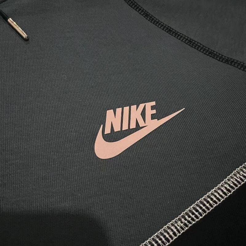 Conjunto Tech Fleece Nike x Syna World