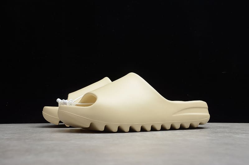 Adidas Yeezy Slide Bone