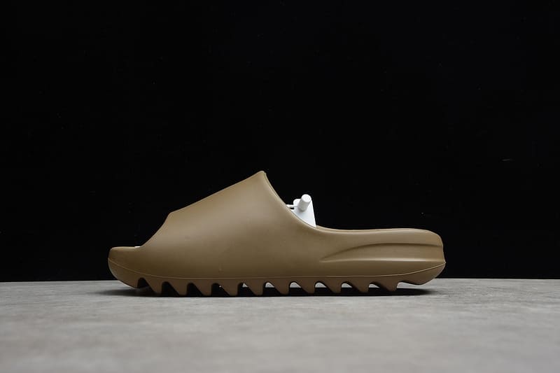 Adidas Yeezy Slide Earth Brown