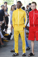 Conjunto Palm Angels Logo Amarelo