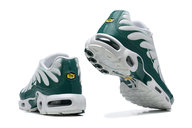 Air Max TN Plus Lacoste