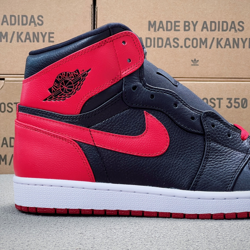 Air Jordan 1 Bred