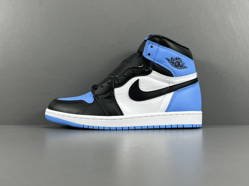 Air Jordan 1 UNC Toe