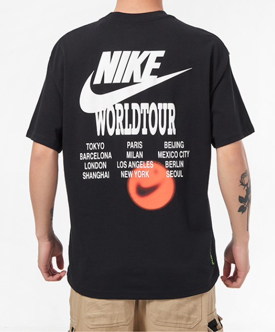 Camiseta Nike World Tour