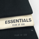 Shorts Moletom Fear of God Essentials Refletivo Cáqui