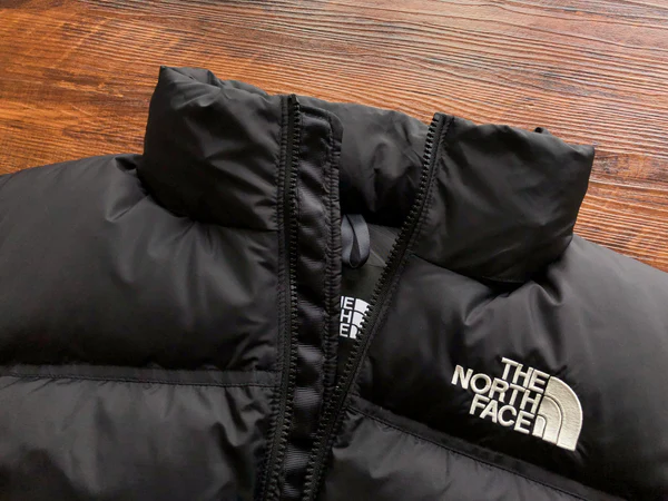 Jaqueta Puffer The North Face Preta