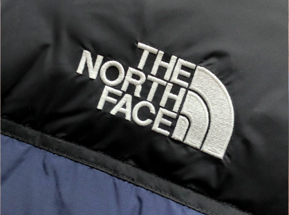 Jaqueta Puffer The North Face Azul Marinho