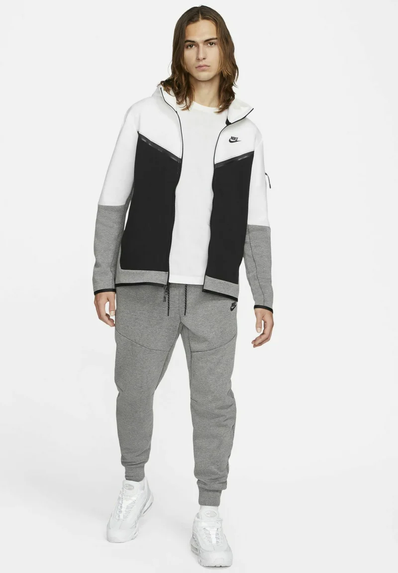 Conjunto Nike Tech Fleece Preto, Branco e Cinza