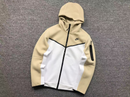 Jaqueta Nike Tech Fleece Bege e Branco