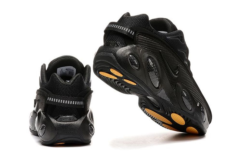 NOCTA x Nike Glide Preto
