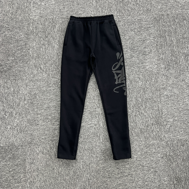Conjunto Synaworld All black Logo